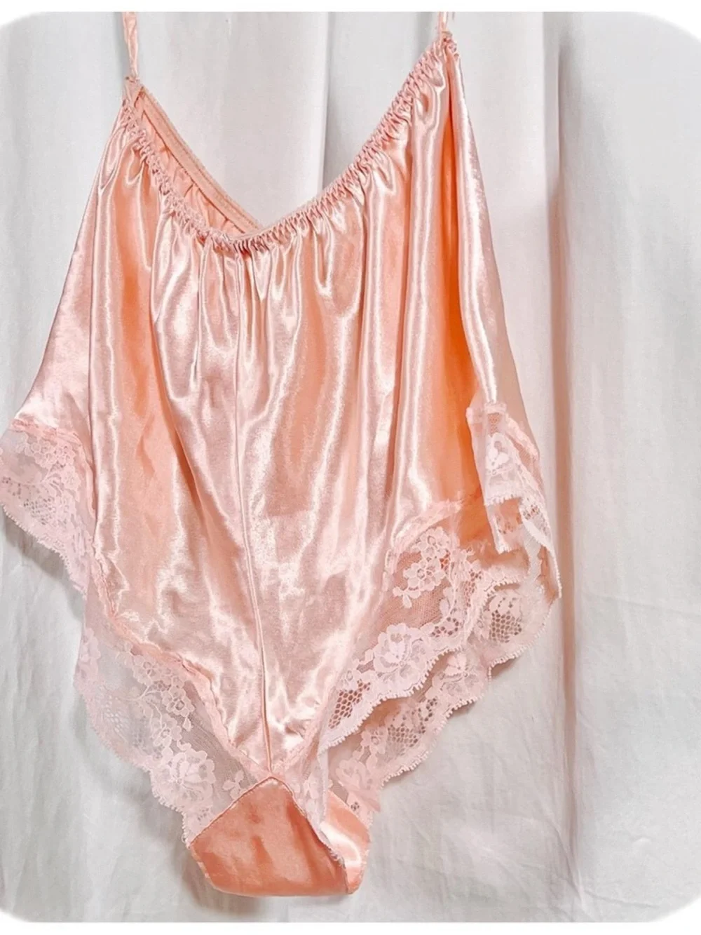 Vintage Silky Lace-Trim Ballet Pink Satin Tap Shorts - Picture 3 of 7